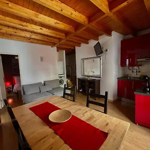 2 Bedroom, 2 Bathroom - Travessa Da Madalena Apartamento